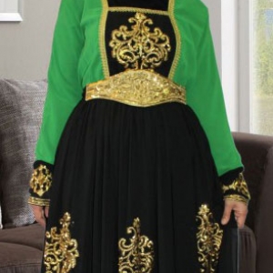 abaya-verte-noir-dore