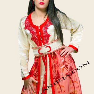 caftan-marocain-dentelle