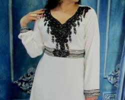 caftan-blanc-et-noir-pas-cher