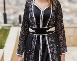 caftan-noir-argent-pas-cher