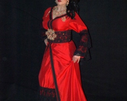 caftan-rouge-noir