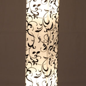 lampe-orientale-sur-pied-moderne