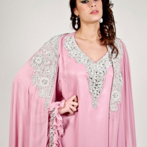 robe-dubai-rose-brocart-de-soie