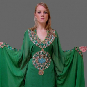 robe-dubai-verte-satin-de-soie