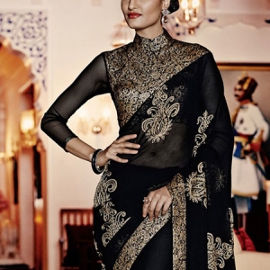 sari-indien-noir-haute-couture